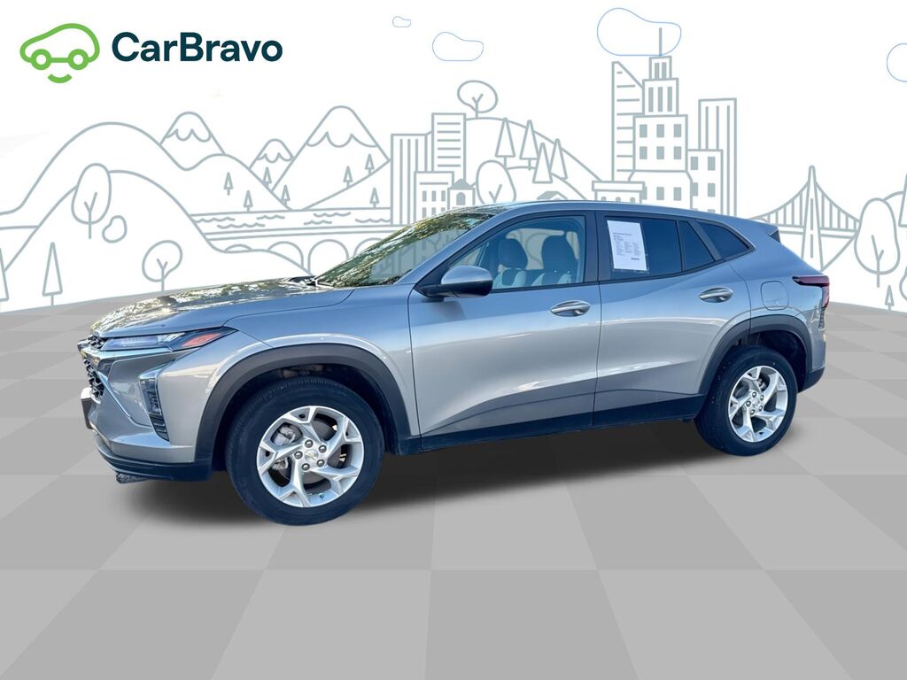 2024 Chevrolet Trax LS — photo 1 of 6