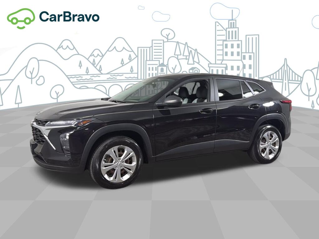 2024 Chevrolet Trax LS — photo 1 of 7