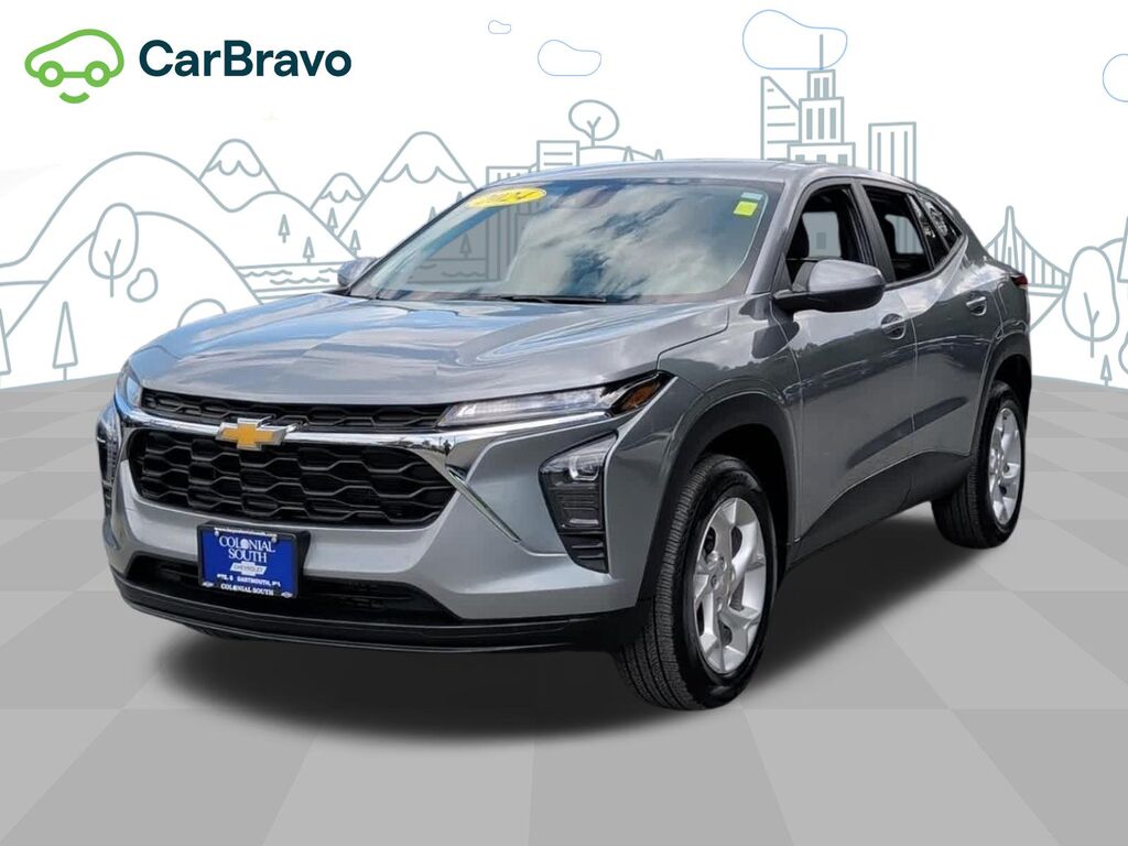 2024 Chevrolet Trax LS — photo 1 of 6