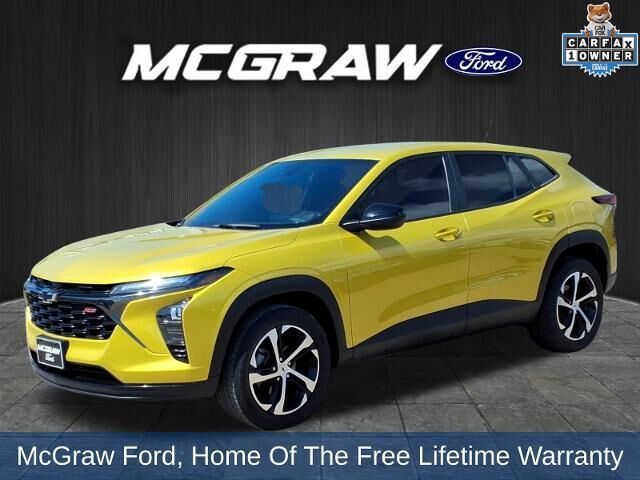 2024 Chevrolet Trax RS — photo 1 of 11