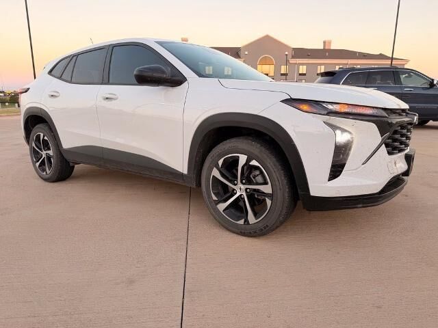 2024 Chevrolet Trax RS