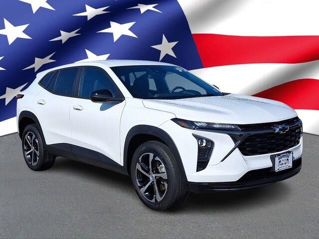 2024 Chevrolet Trax RS — photo 1 of 26