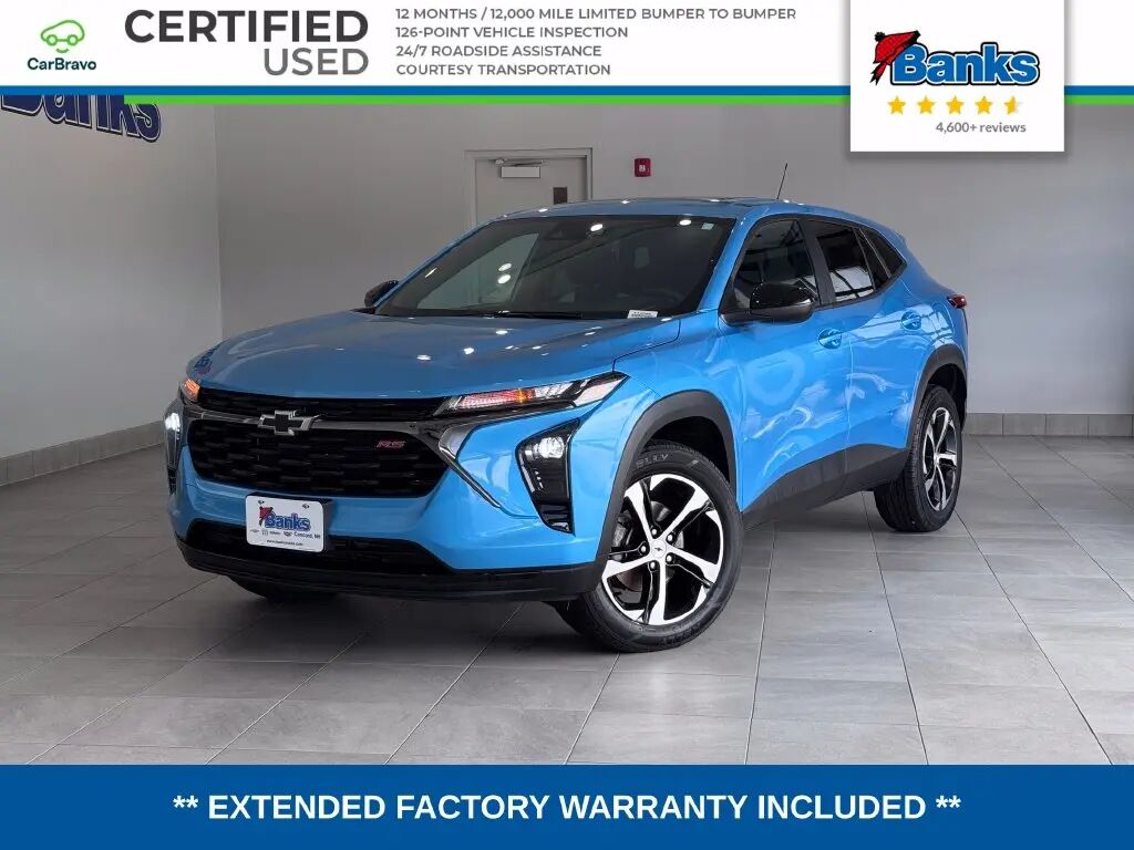 2025 Chevrolet Trax RS — photo 1 of 13