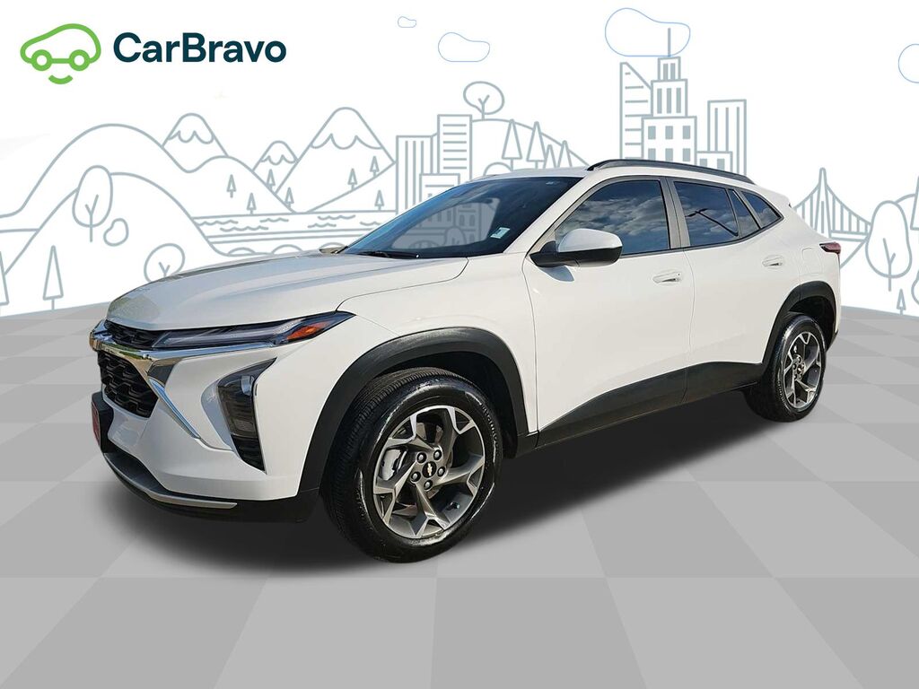 2024 Chevrolet Trax LT — photo 1 of 7