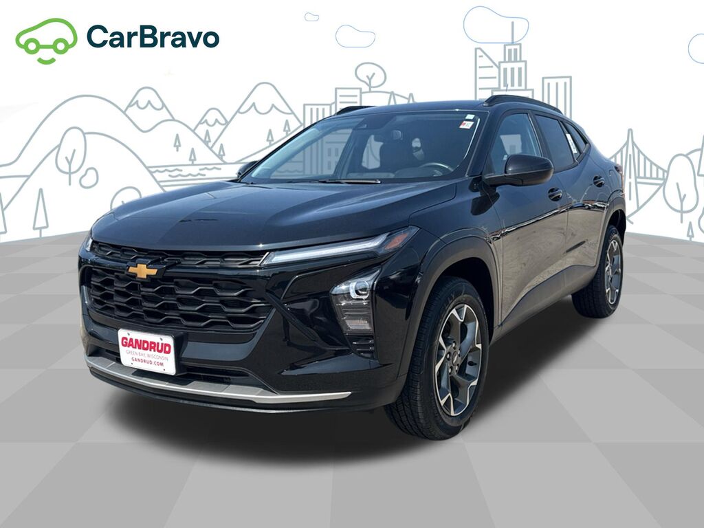 2024 Chevrolet Trax LT — photo 1 of 7