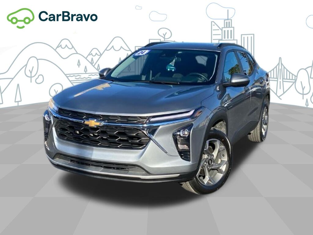 2024 Chevrolet Trax LT — photo 1 of 7