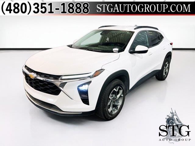 2024 Chevrolet Trax LT — photo 1 of 26