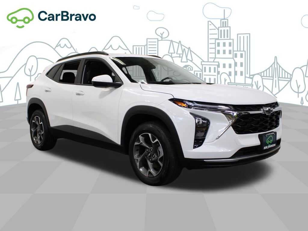 2024 Chevrolet Trax LT — photo 1 of 6