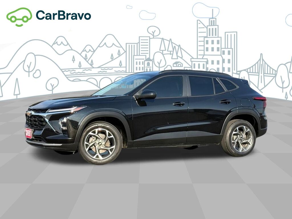 2024 Chevrolet Trax LT — photo 1 of 7
