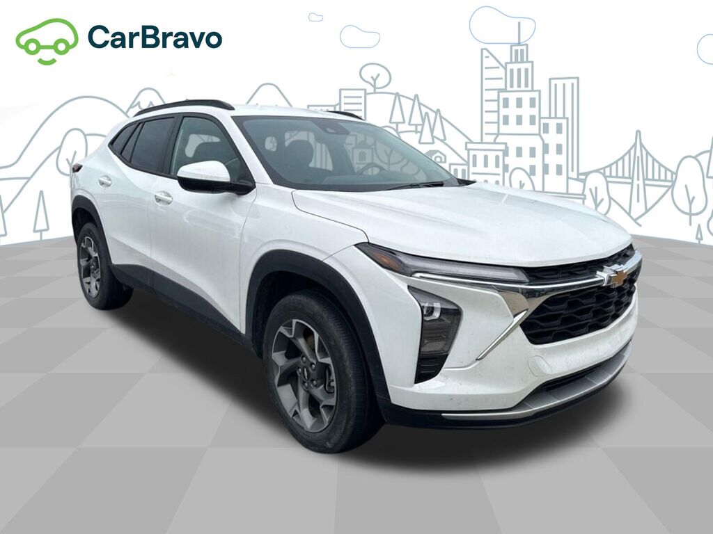 2024 Chevrolet Trax LT — photo 1 of 7