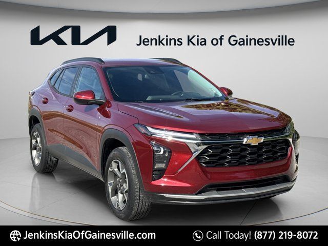 2024 Chevrolet Trax LT — photo 1 of 26