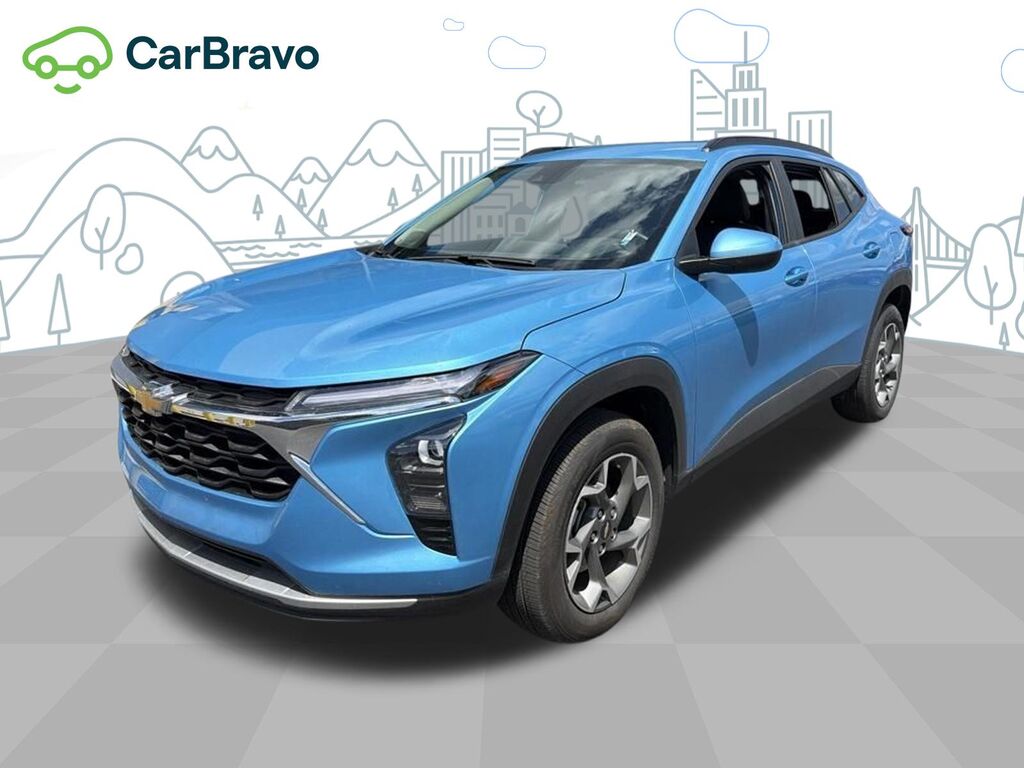 2025 Chevrolet Trax LT — photo 1 of 6