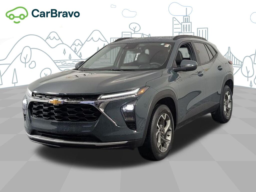 2025 Chevrolet Trax LT — photo 1 of 6