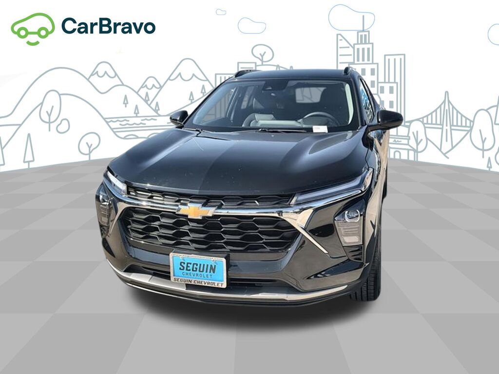 2025 Chevrolet Trax LT — photo 1 of 6