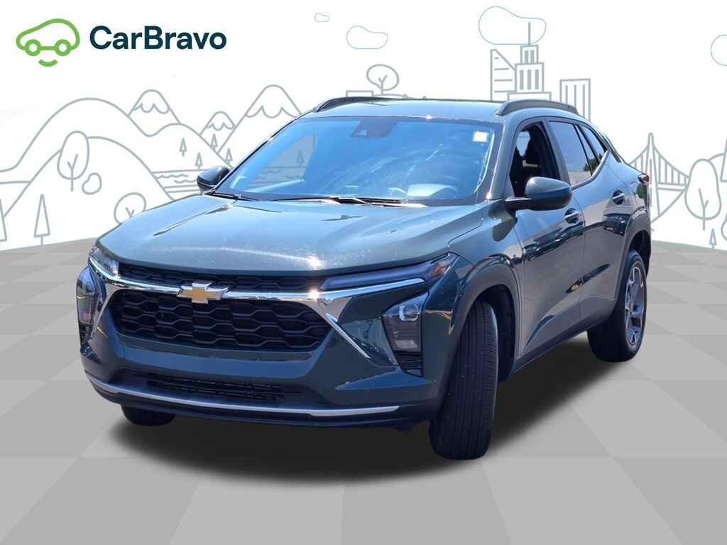 2025 Chevrolet Trax LT — photo 1 of 6