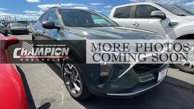 2025 Chevrolet Trax LT — photo 1 of 29
