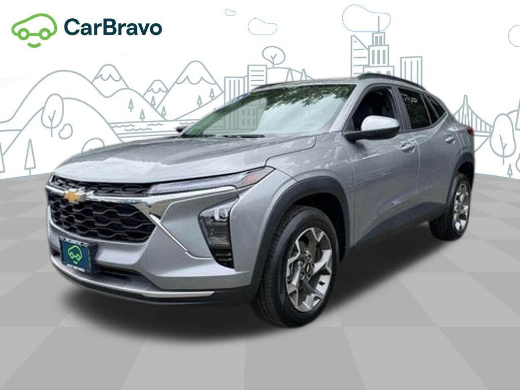 2025 Chevrolet Trax LT — photo 1 of 6