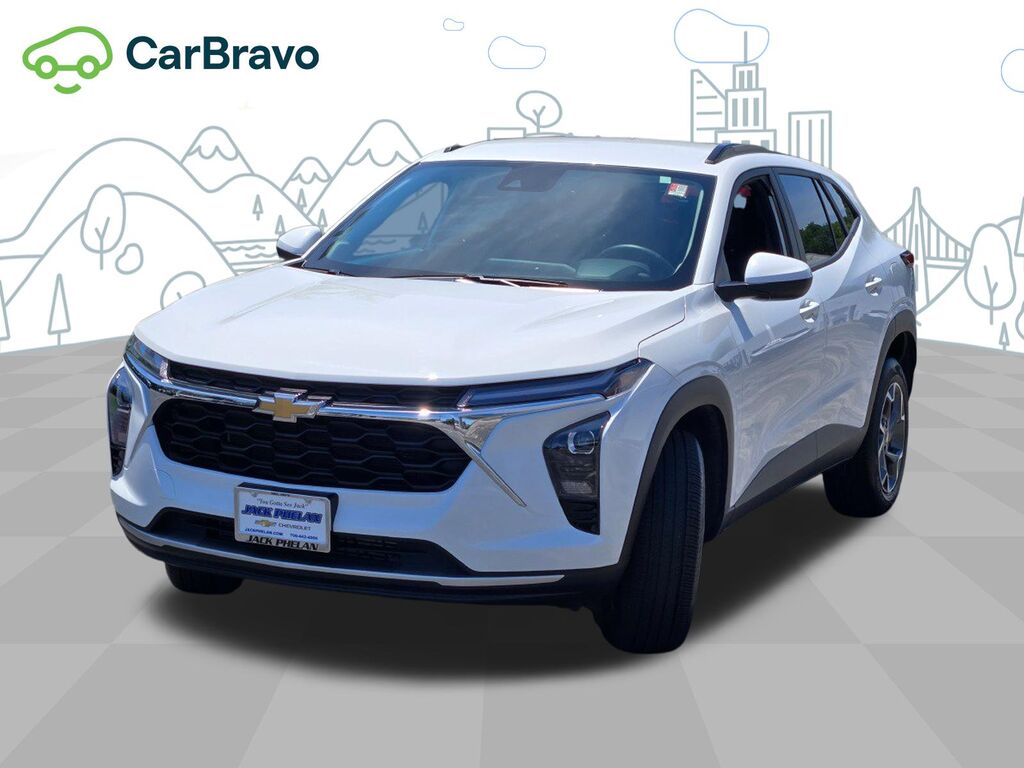 2025 Chevrolet Trax LT — photo 1 of 6