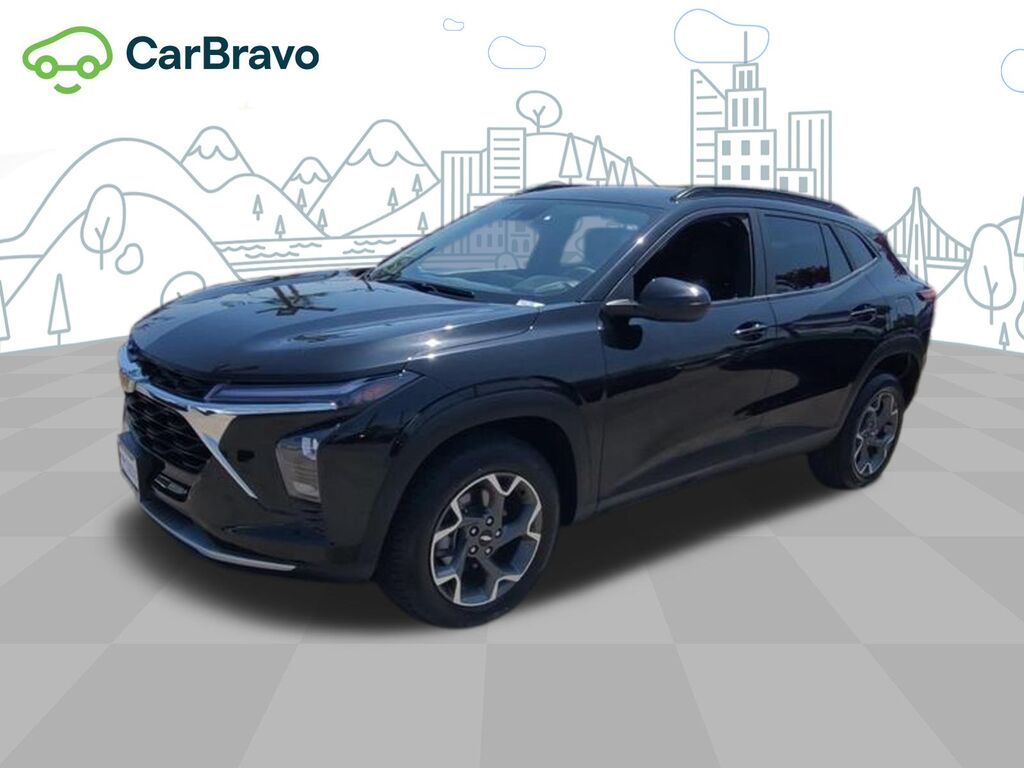 2025 Chevrolet Trax LT — photo 1 of 6