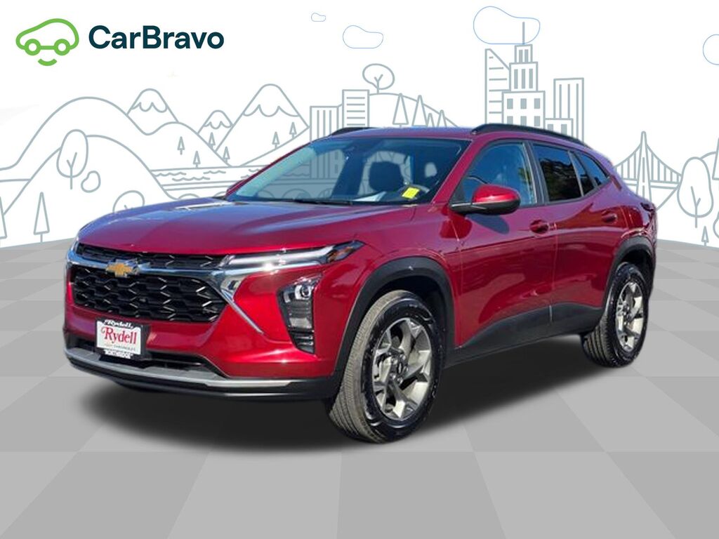 2025 Chevrolet Trax LT — photo 1 of 6