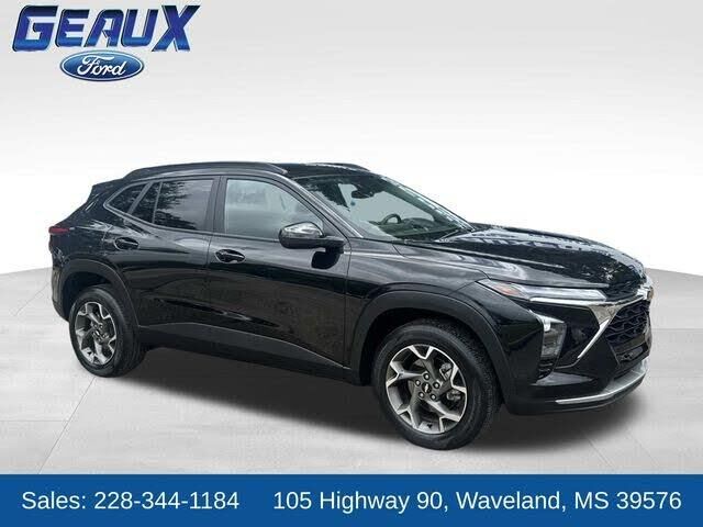 2025 Chevrolet Trax LT — photo 1 of 1