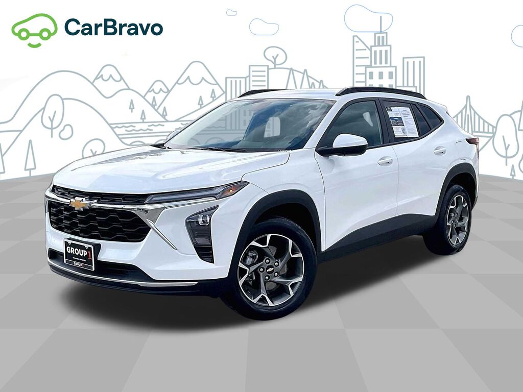 2025 Chevrolet Trax LT — photo 1 of 7