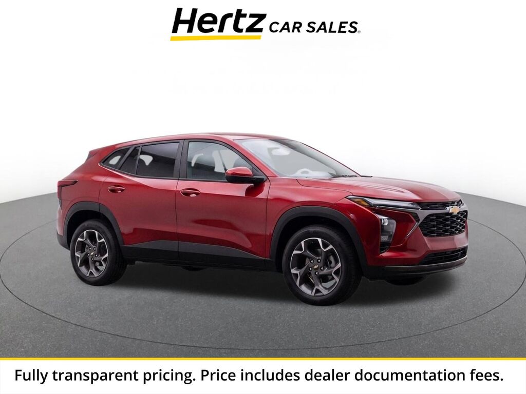 2025 Chevrolet Trax LT — photo 1 of 2