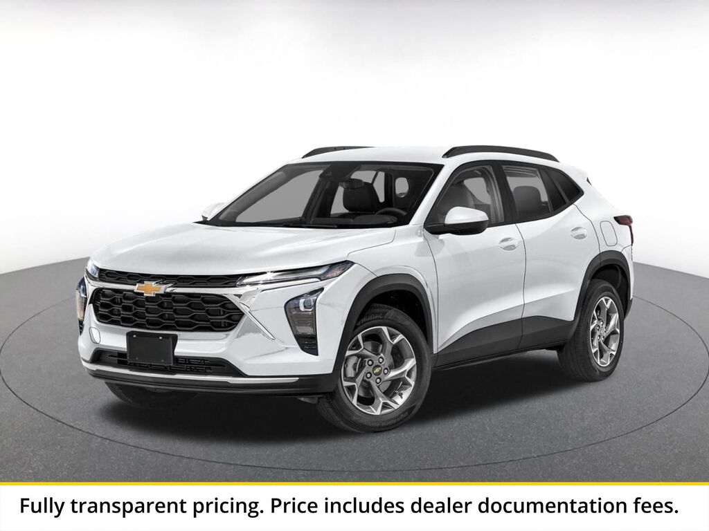 2025 Chevrolet Trax LT — photo 1 of 2