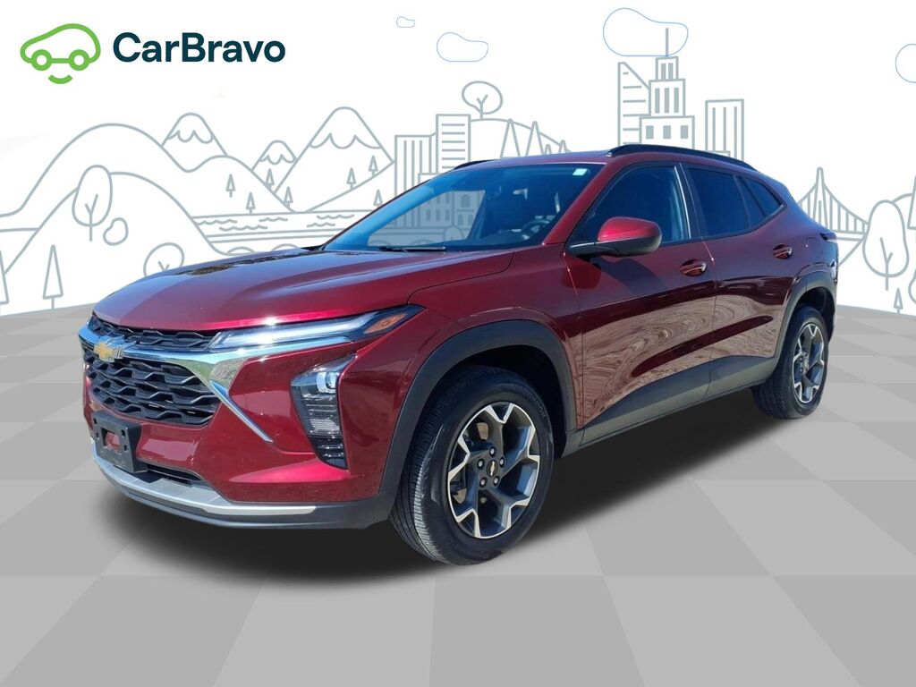 2025 Chevrolet Trax LT — photo 1 of 6
