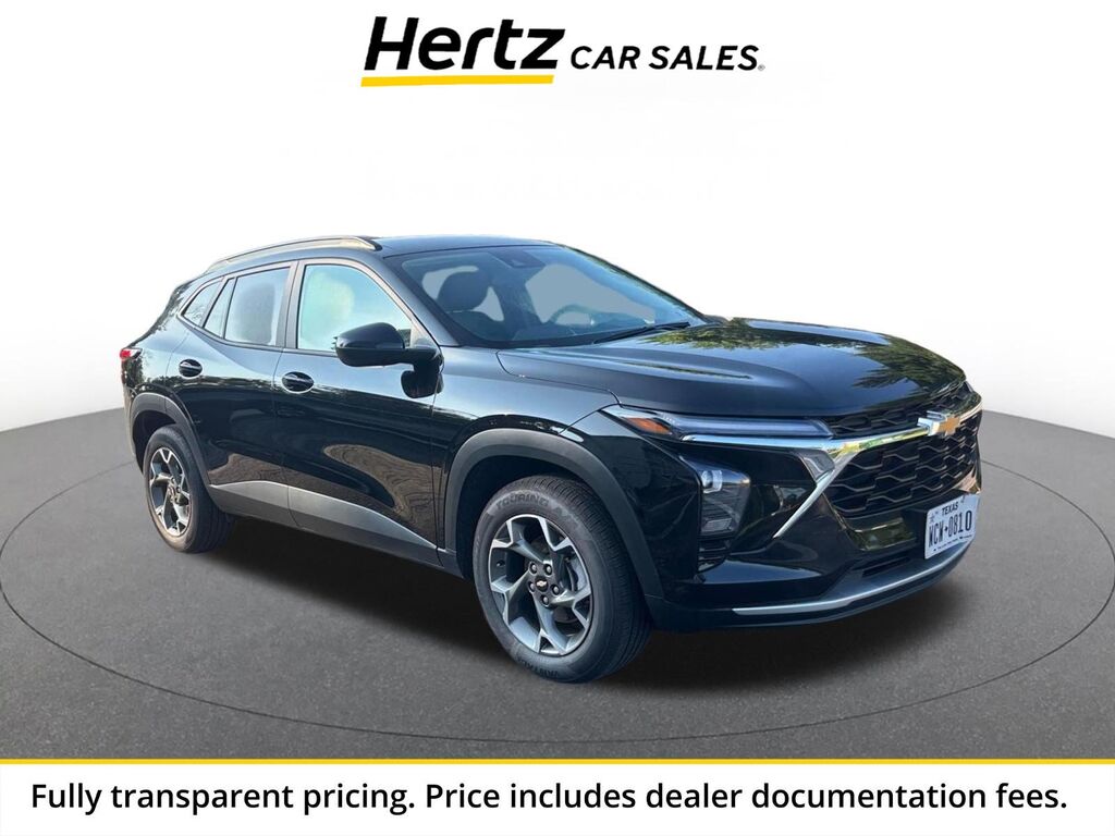 2025 Chevrolet Trax LT — photo 1 of 13