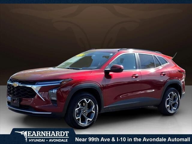 2025 Chevrolet Trax LT — photo 1 of 13