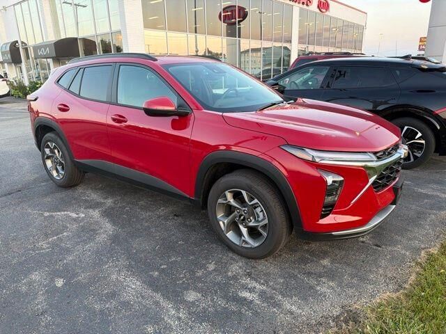 2026 Chevrolet Trax LT — photo 1 of 13