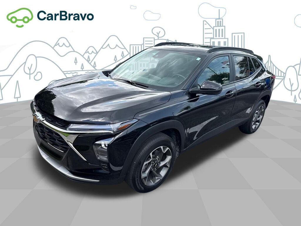 2025 Chevrolet Trax LT — photo 1 of 6