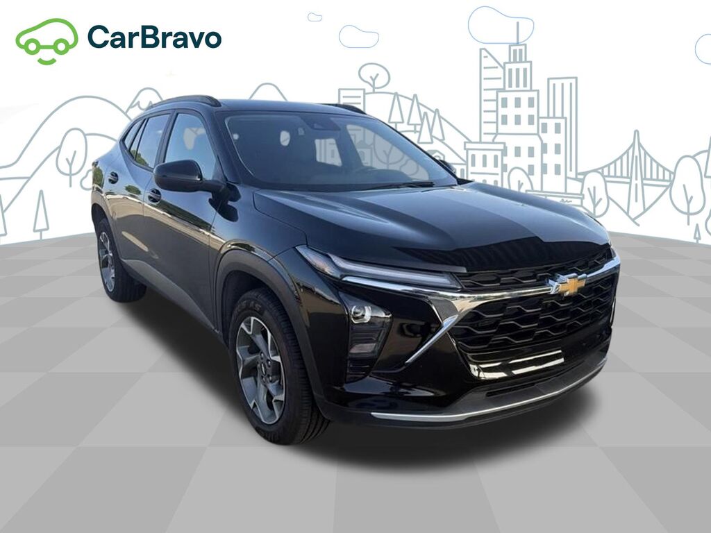 2025 Chevrolet Trax LT — photo 1 of 6