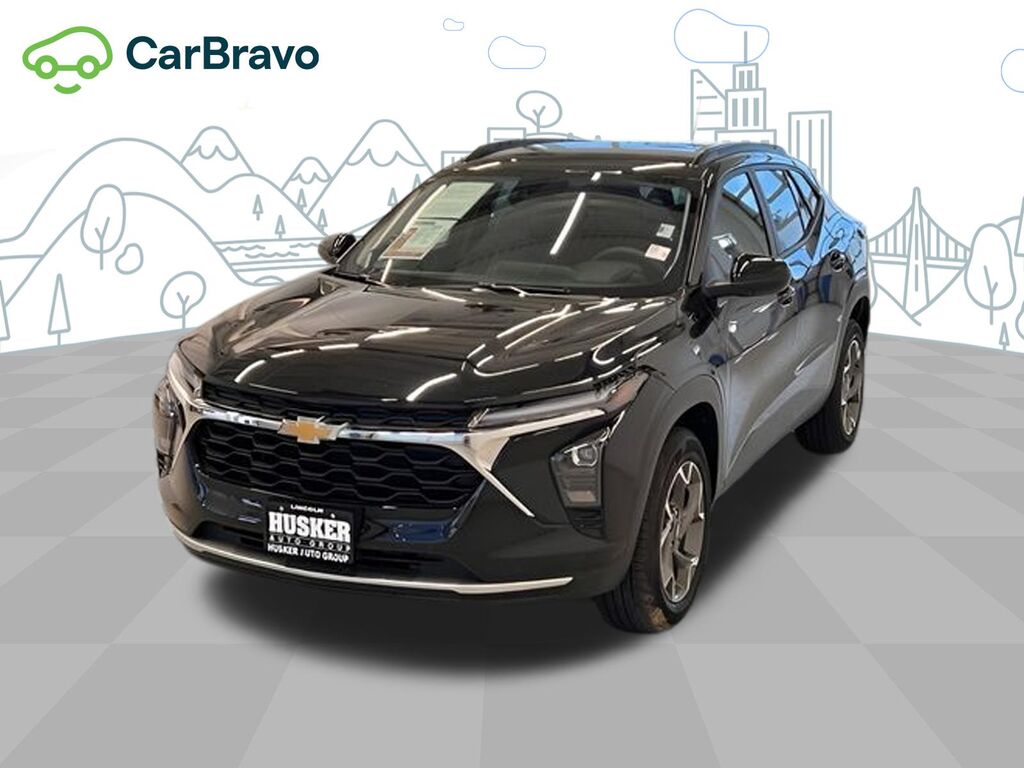 2025 Chevrolet Trax LT — photo 1 of 6