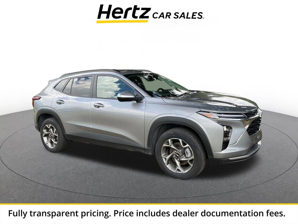 2025 Chevrolet Trax LT — photo 1 of 1