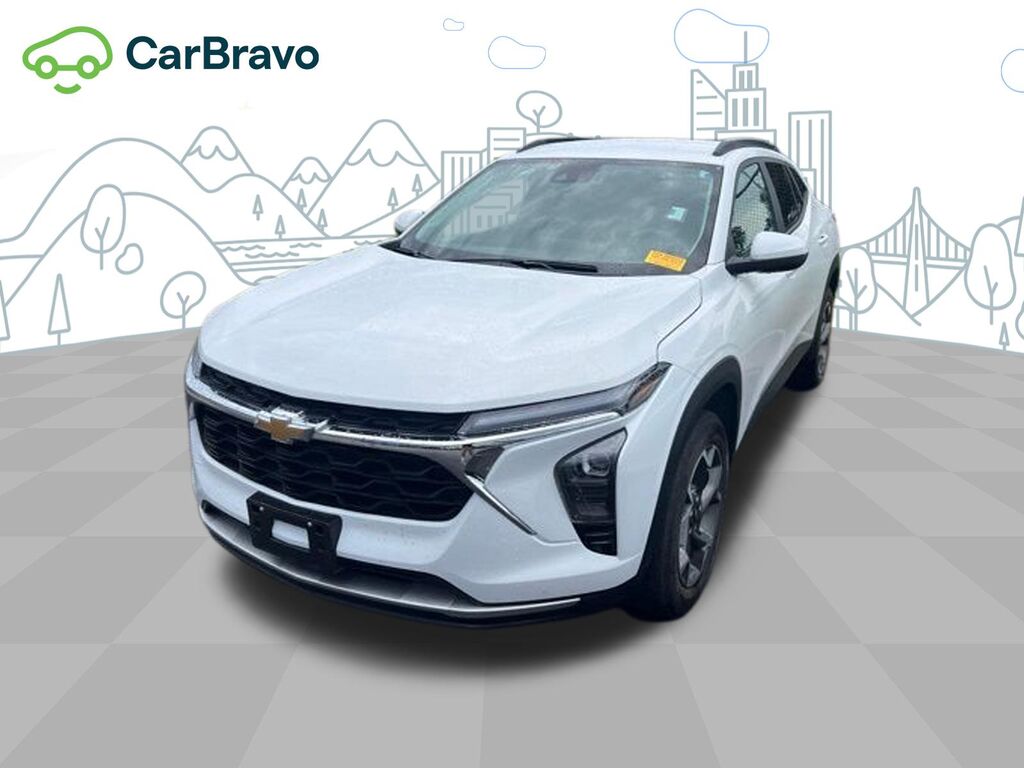 2025 Chevrolet Trax LT — photo 1 of 6