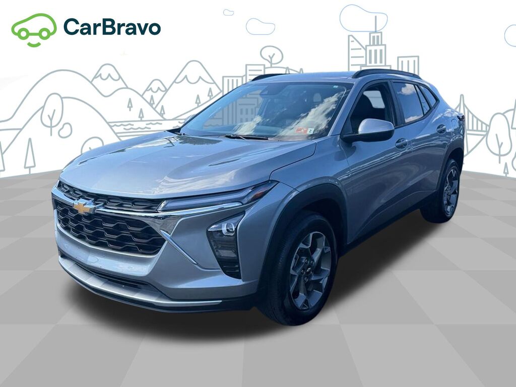 2025 Chevrolet Trax LT — photo 1 of 6