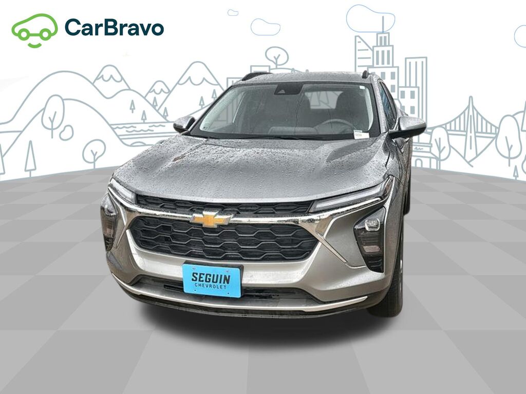 2025 Chevrolet Trax LT — photo 1 of 6