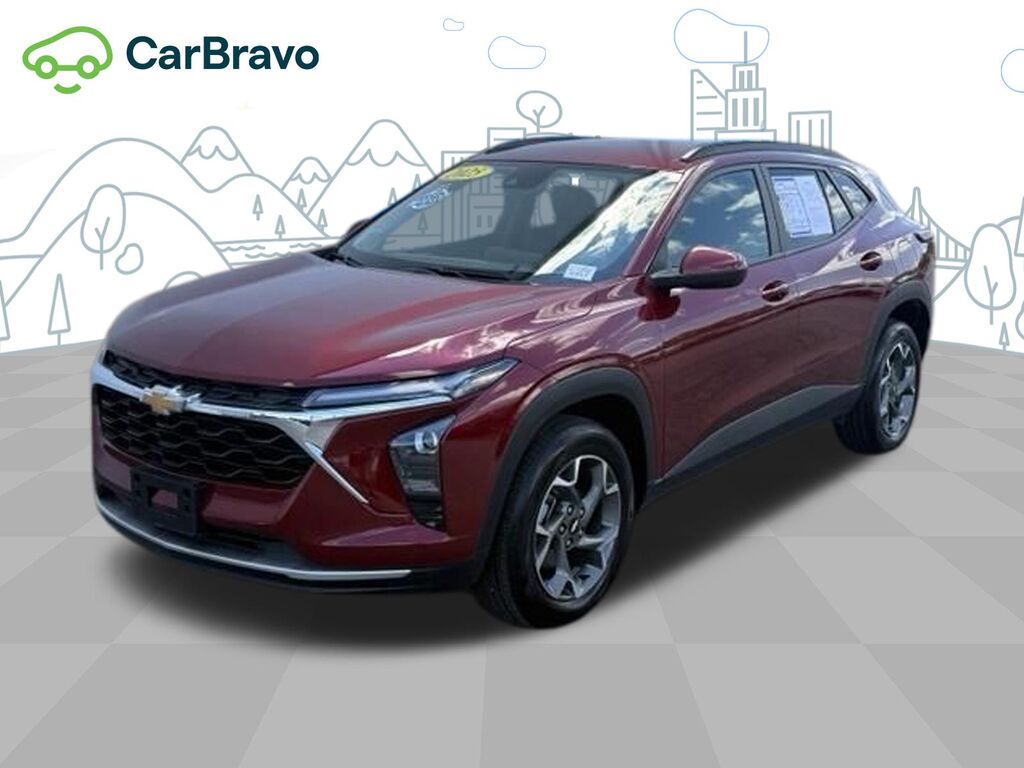 2025 Chevrolet Trax LT — photo 1 of 6