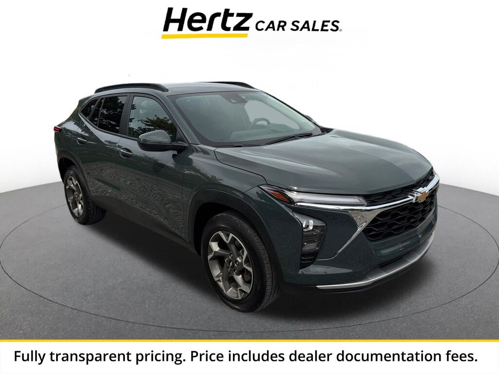2025 Chevrolet Trax LT — photo 1 of 1