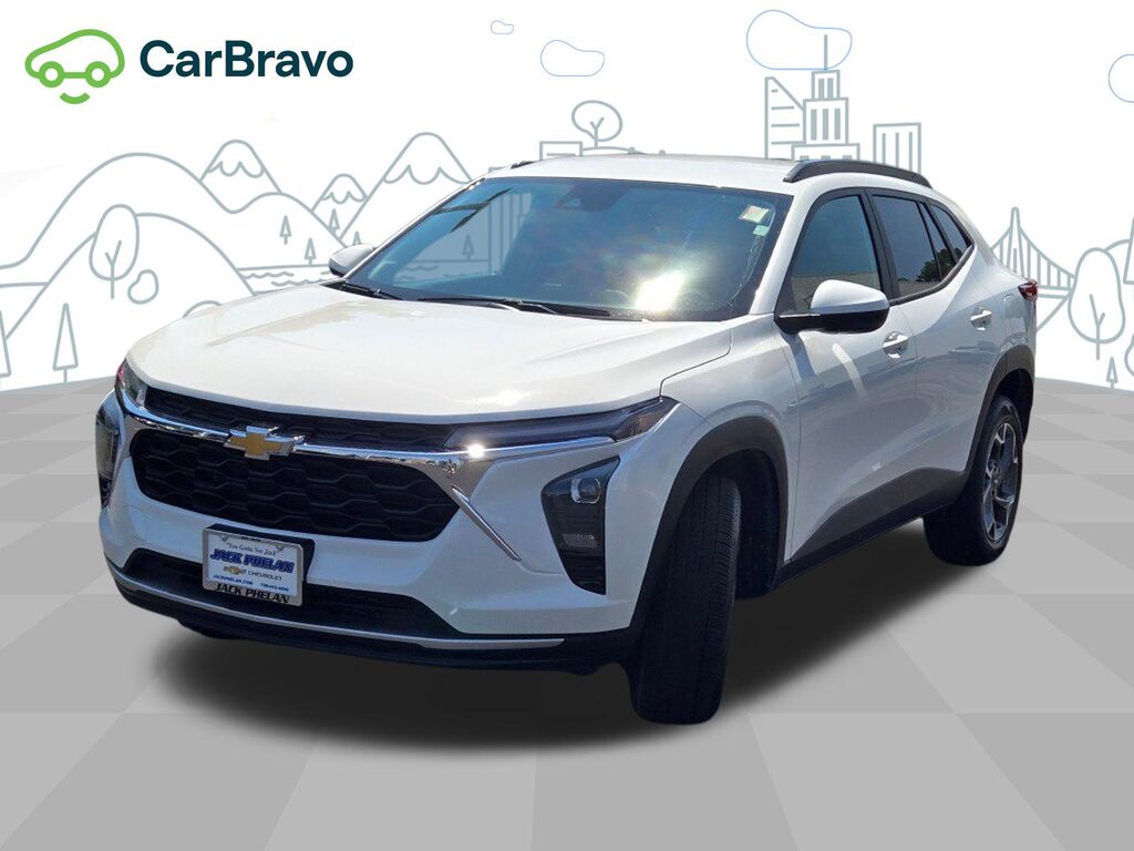 2025 Chevrolet Trax LT — photo 1 of 6