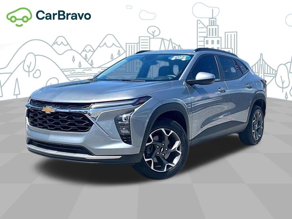 2025 Chevrolet Trax LT — photo 1 of 6