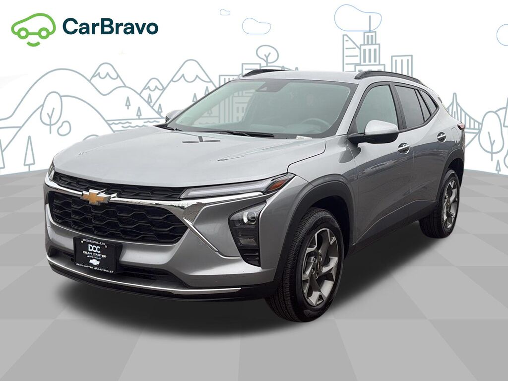 2025 Chevrolet Trax LT — photo 1 of 7