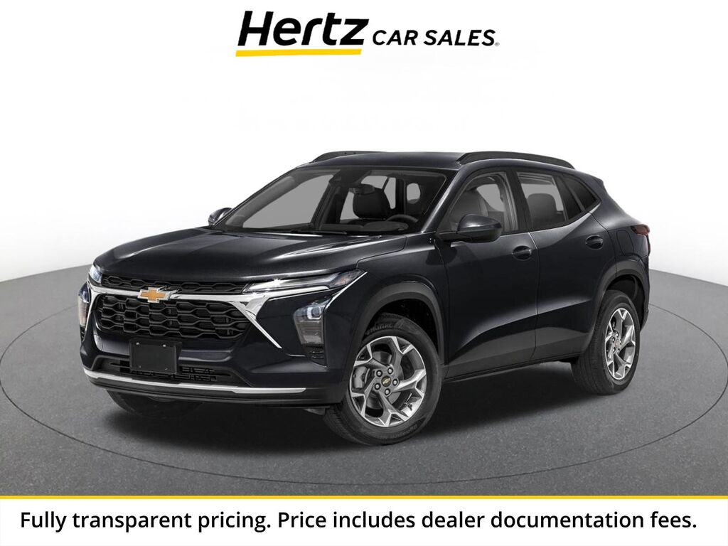 2025 Chevrolet Trax LT — photo 1 of 6