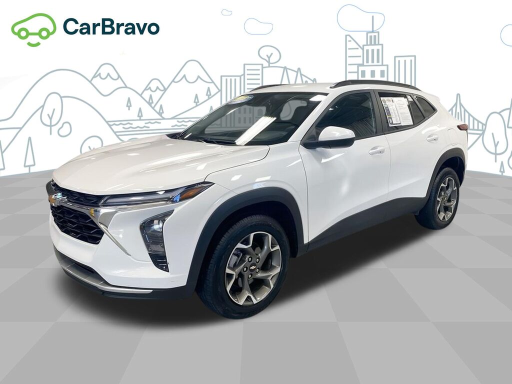 2025 Chevrolet Trax LT — photo 1 of 6