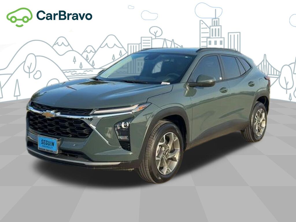 2025 Chevrolet Trax LT — photo 1 of 6