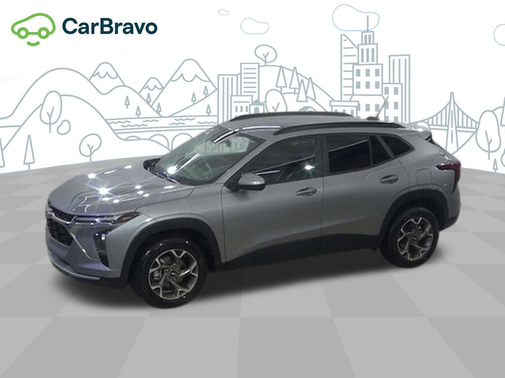 2025 Chevrolet Trax LT — photo 1 of 6