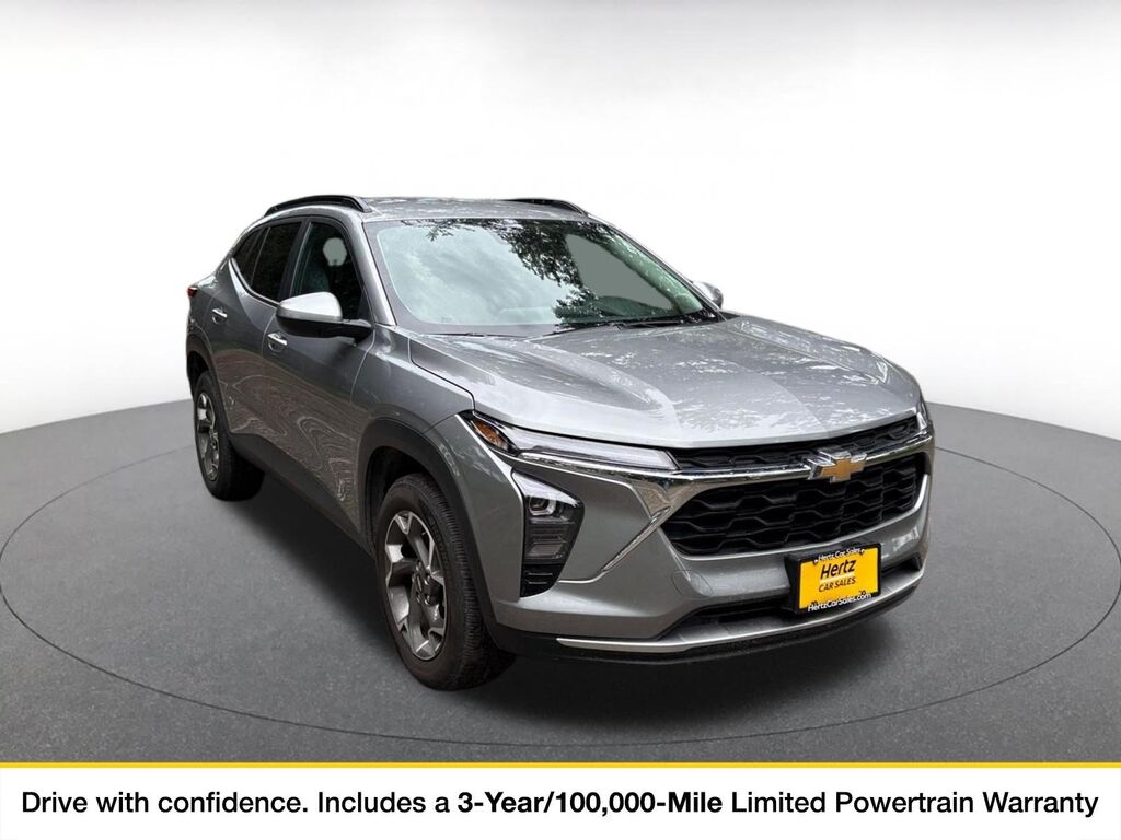 2025 Chevrolet Trax LT — photo 1 of 1