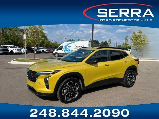 2024 Chevrolet Trax RS — photo 1 of 13